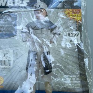 Captain Rex size 2-4 years. Small stain on front